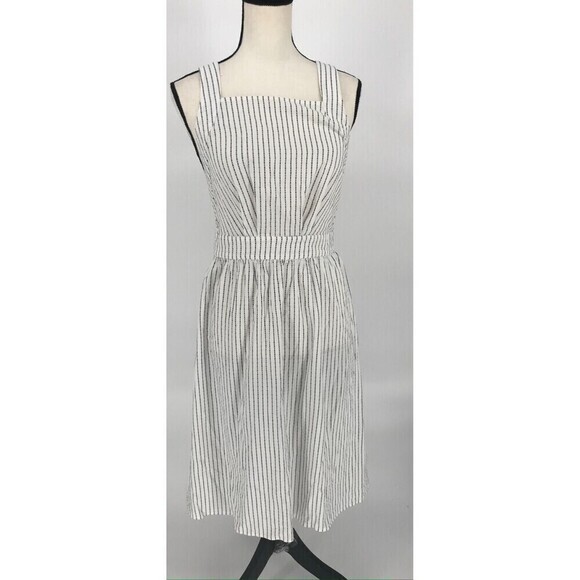 Lulus Women Apron Dress Size Small Black/White Stripe Crossback Open‎ back - Picture 1 of 10
